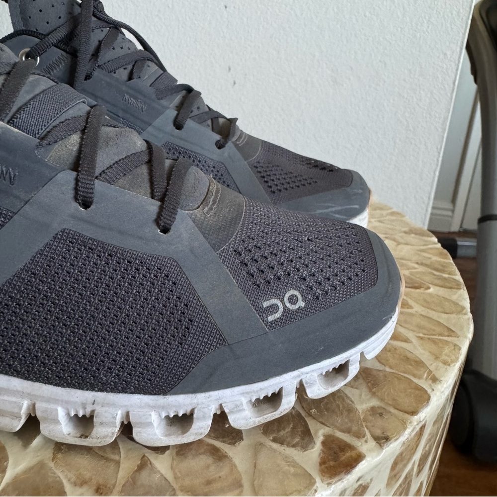 On Cloudflow Rock/Rose Colorway Running Shoes size 9 - Picture 4 of 8